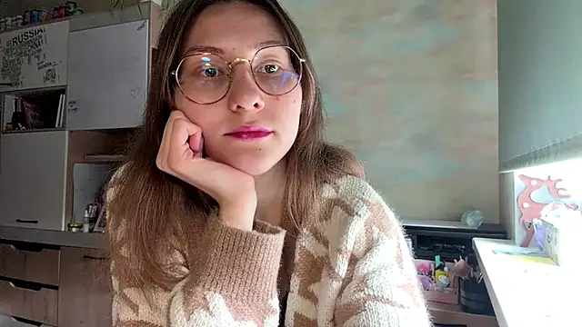 Snapshot of Miaaa_Moon chatting on 04-28-26, 12:10 Miaaa Moon online show from 04-28-26, 12:10