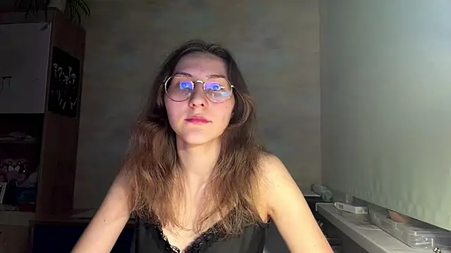 Snapshot of Miaaa_Moon chatting on 06-01-26, 07:15 Miaaa Moon online show from 06-01-26, 07:15