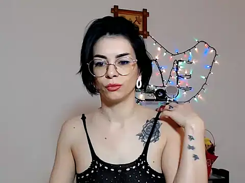 Snapshot of emacandy chatting on 03-09-26, 05:33 emacandy online show from 03-09-26, 05:33