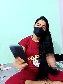 Snapshot of 18_year_old_girl chatting on 04-30-26, 04:30 18 year old girl online show from 04-30-26, 04:30