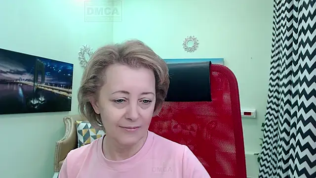 Snapshot of MONA_W chatting on 05-02-26, 09:47 MONA W online show from 05-02-26, 09:47