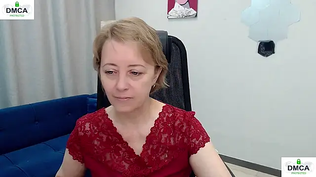 Snapshot of MONA_W chatting on 06-05-26, 01:28 MONA W online show from 06-05-26, 01:28