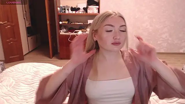 MiraRoy online show from 02-08-26, 03:15