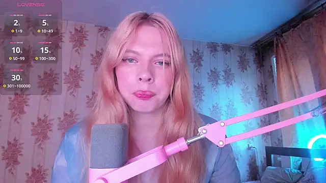 Cutie Bambi online show from 08-02-26, 12:14