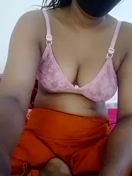 Snapshot of Toma7890 chatting on 04-07-26, 02:12 Toma7890 online show from 04-07-26, 02:12