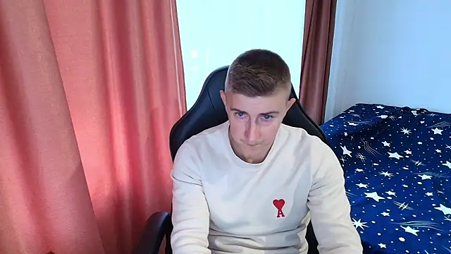 Snapshot of TodMusclePower9 chatting on 02-24-26, 09:40 TodMusclePower9 online show from 02-24-26, 09:40