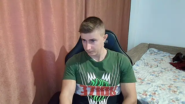 Snapshot of TodMusclePower9 chatting on 03-03-26, 10:21 TodMusclePower9 online show from 03-03-26, 10:21