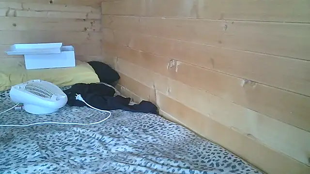 Snapshot of Luanatrav1 chatting on 03-03-26, 12:44 Luanatrav1 online show from 03-03-26, 12:44