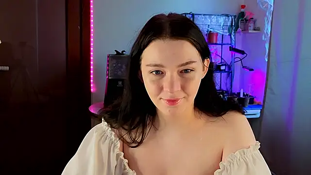 Snapshot of Doll_lira chatting on 02-04-26, 11:27 Doll lira online show from 02-04-26, 11:27