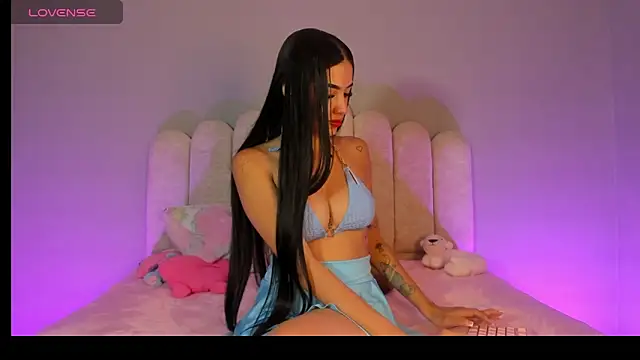 Snapshot of Celestecastro_ chatting on 05-27-26, 03:53 Celestecastro online show from 05-27-26, 03:53