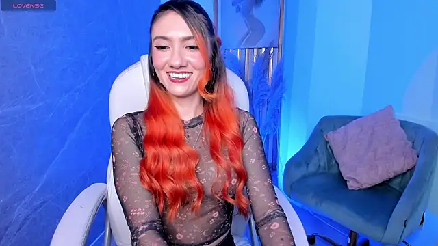 Snapshot of VioletSky1 chatting on 03-10-26, 04:50 VioletSky1 online show from 03-10-26, 04:50