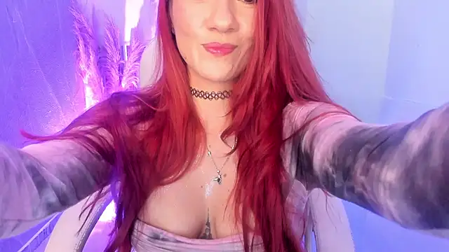 Snapshot of VioletSky1 chatting on 06-05-26, 05:25 VioletSky1 online show from 06-05-26, 05:25