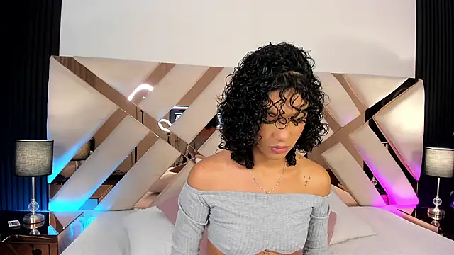 Snapshot of missbrasil chatting on 05-04-26, 12:23 missbrasil online show from 05-04-26, 12:23