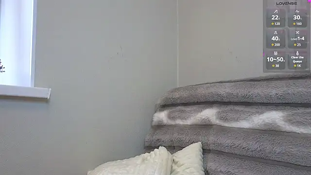 RoseliaLocatelli online show from 04-09-26, 06:19