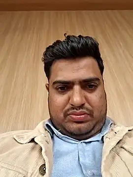 Snapshot of hunterkingshan chatting on 02-02-26, 05:50 hunterkingshan online show from 02-02-26, 05:50