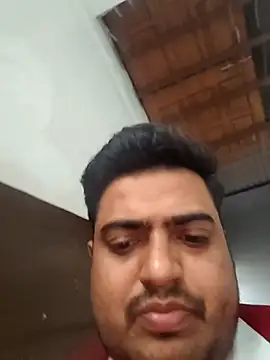 Snapshot of hunterkingshan chatting on 02-04-26, 12:11 hunterkingshan online show from 02-04-26, 12:11