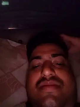 Snapshot of hunterkingshan chatting on 02-17-26, 06:25 hunterkingshan online show from 02-17-26, 06:25