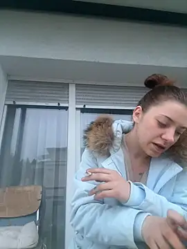 Snapshot of SofieKayla chatting on 04-12-26, 06:02 SofieKayla online show from 04-12-26, 06:02