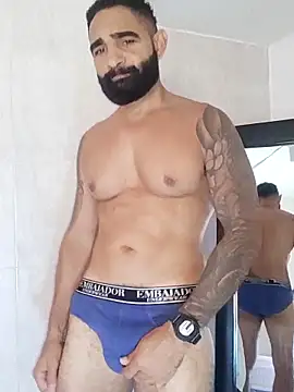 Snapshot of Lucius40 chatting on 02-07-26, 06:22 Lucius40 online show from 02-07-26, 06:22