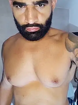 Snapshot of Lucius40 chatting on 02-12-26, 03:23 Lucius40 online show from 02-12-26, 03:23