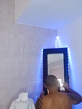 Lucius40 online show from 02-15-26, 07:43