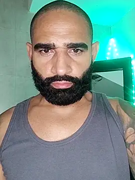 Snapshot of Lucius40 chatting on 02-17-26, 08:48 Lucius40 online show from 02-17-26, 08:48