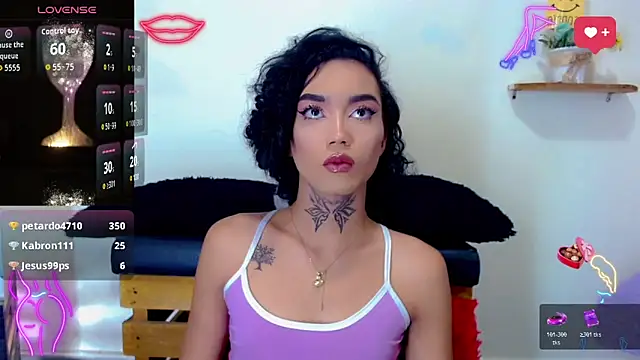 Darianna Atehortua online show from 02-26-26, 02:49