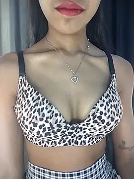 Snapshot of Niharika_02 chatting on 02-26-26, 01:21 Niharika 02 online show from 02-26-26, 01:21