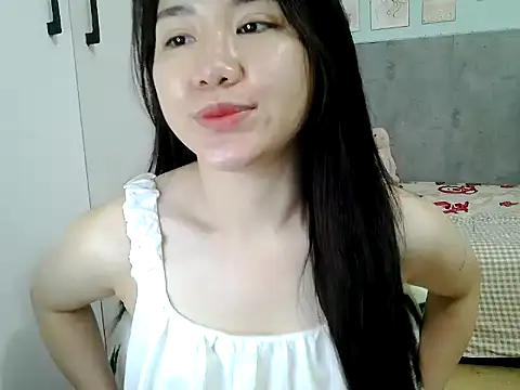 Snapshot of Amy8386 chatting on 05-05-26, 05:04 Amy8386 online show from 05-05-26, 05:04
