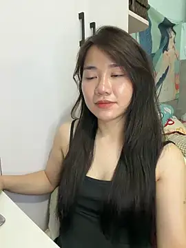 Snapshot of Amy8386 chatting on 05-08-26, 04:45 Amy8386 online show from 05-08-26, 04:45