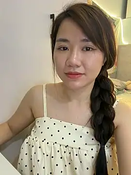 Snapshot of Amy8386 chatting on 06-10-26, 04:01 Amy8386 online show from 06-10-26, 04:01