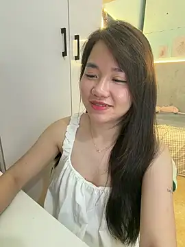 Snapshot of Amy8386 chatting on 06-17-26, 03:35 Amy8386 online show from 06-17-26, 03:35