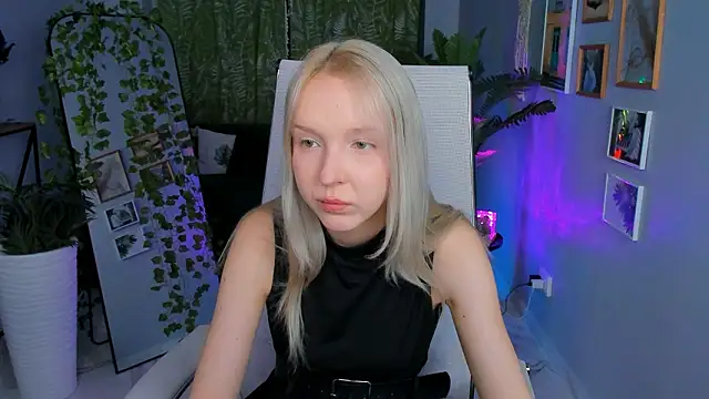 MaoqiBeverly online show from 03-27-26, 08:37