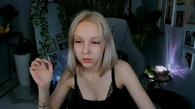MaoqiBeverly online show from 05-19-26, 08:20