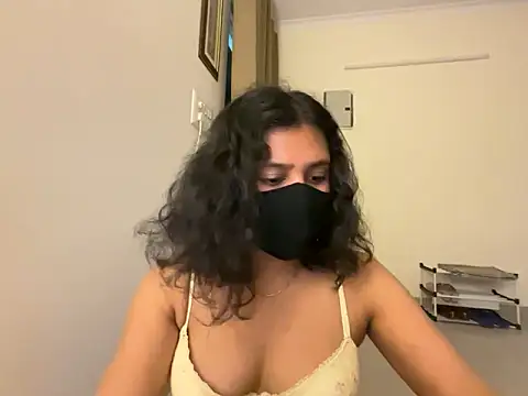 Anna girl22 online show from 04-15-26, 05:31