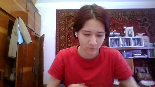 NickiKisinger online show from 03-25-26, 05:13