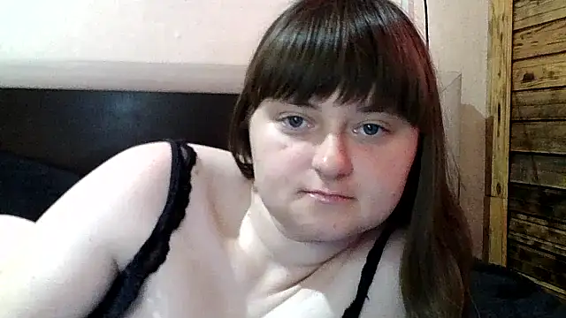 Snapshot of LuckyLust15 chatting on 07-20-26, 01:13 LuckyLust15 online show from 07-20-26, 01:13