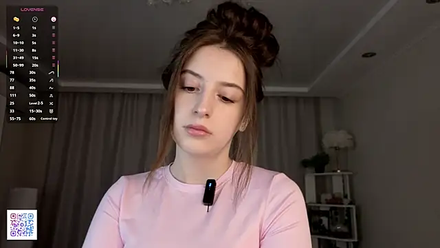 LeanneDinkle online show from 04-19-26, 05:07