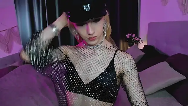 Tiffany  King online show from 05-27-26, 11:07