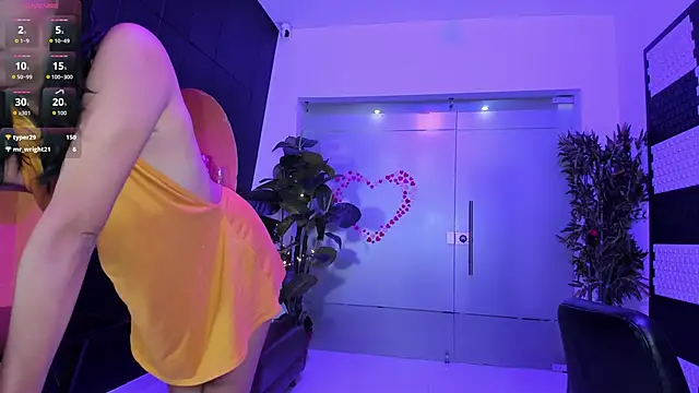 MiaKarsson online show from 04-01-26, 01:41