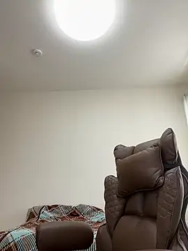 K0U-123 online show from 03-13-26, 01:56