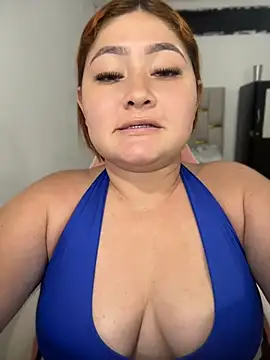 Snapshot of Rouse-Antonella_ chatting on 05-18-26, 05:13 Rouse-Antonella online show from 05-18-26, 05:13
