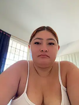 Snapshot of Rouse-Antonella_ chatting on 05-22-26, 02:22 Rouse-Antonella online show from 05-22-26, 02:22