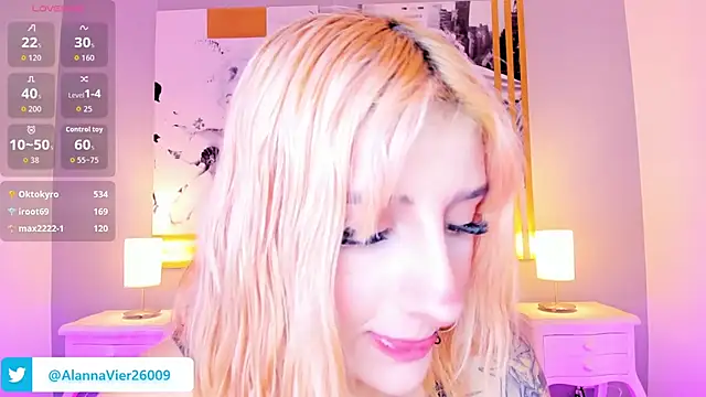 Snapshot of AlannaViera chatting on 07-10-26, 03:25 AlannaViera online show from 07-10-26, 03:25