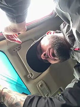 Snapshot of joeandlove chatting on 01-31-26, 07:34 joeandlove online show from 01-31-26, 07:34