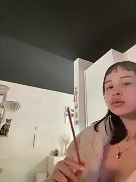 Just-Lilly online show from 03-12-26, 11:16