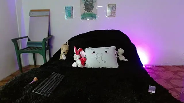 miadavisXXX online show from 03-17-26, 07:39