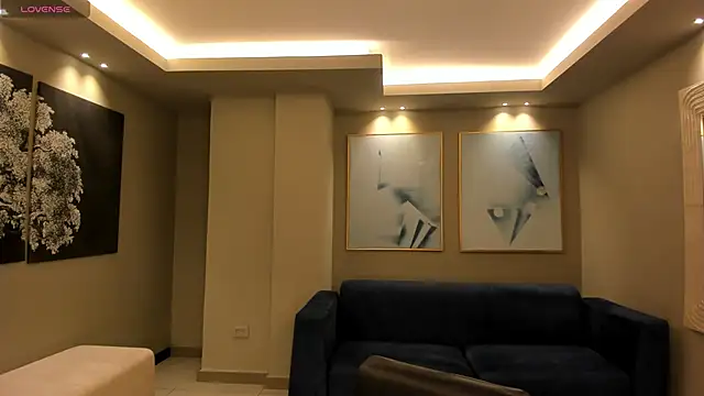 LucieMartin online show from 03-11-26, 07:31