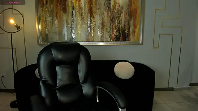 Snapshot of ScarlettRose_X chatting on 07-06-26, 07:05 ScarlettRose X online show from 07-06-26, 07:05