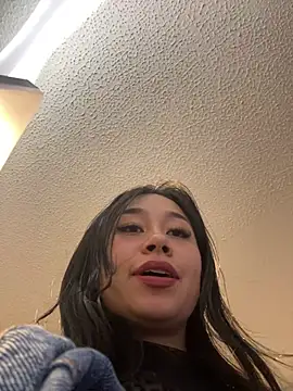 Snapshot of SavageBond_ chatting on 02-16-26, 05:47 SavageBond online show from 02-16-26, 05:47